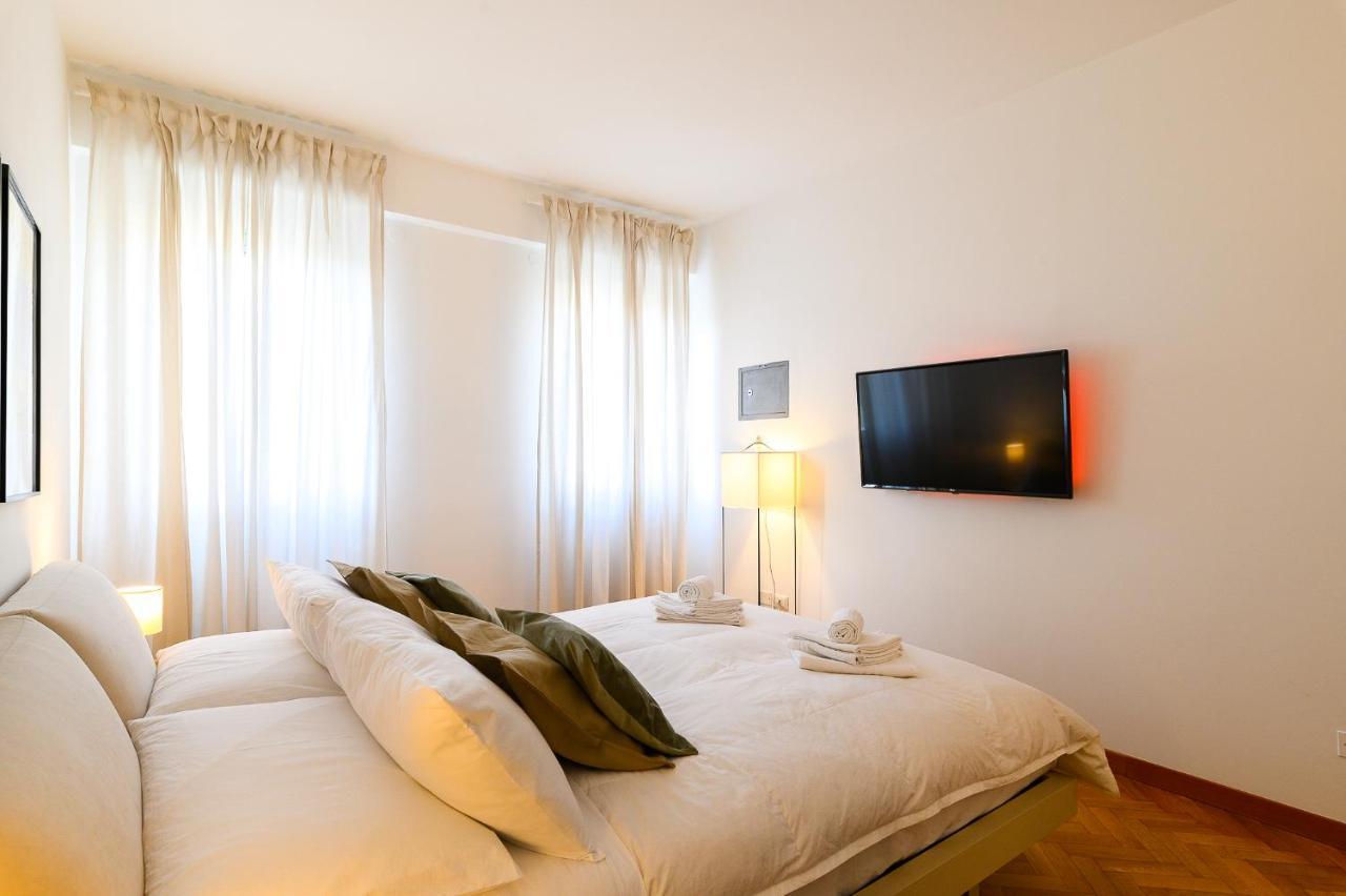 Peaceful Penthouse With Garage By Ndp Rent Appartement Rome Buitenkant foto